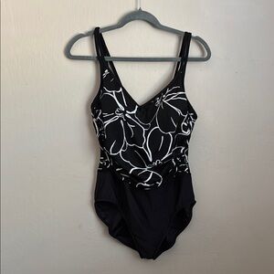 Miraclesuit Black and White Floral One Piece Swimsuit size 10